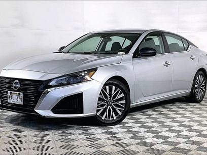 Used 2024 Nissan Altima 2.5 SV