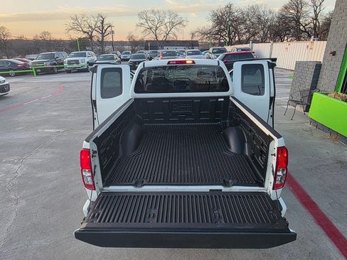 Used 2017 Nissan Frontier S image 40