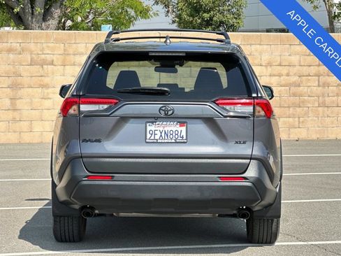 Used 2023 Toyota RAV4 XLE Premium FWD image 5