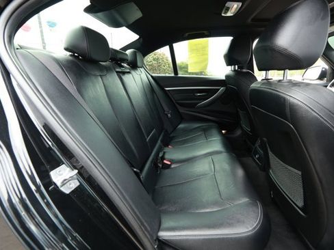 Used 2018 BMW 330e image 33