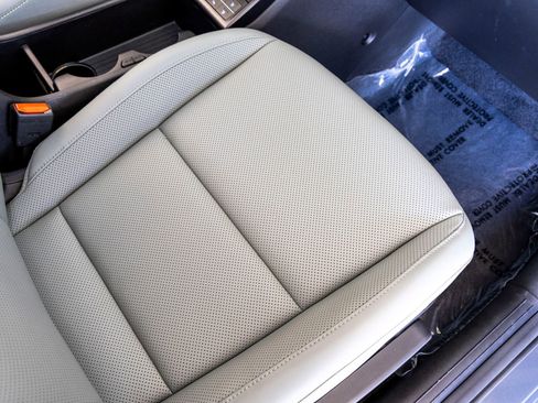 Used 2024 Hyundai Kona Limited image 30