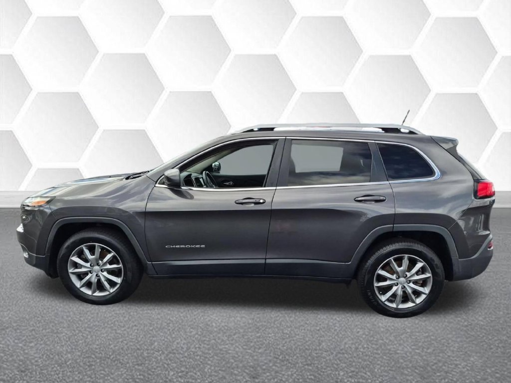 Used 2018 Jeep Cherokee Limited AWD/4WD image 6
