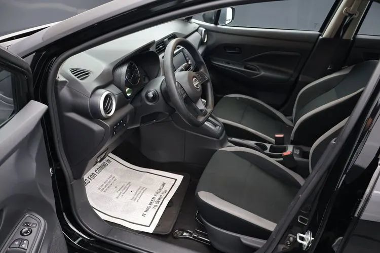 Used 2025 Nissan Versa S FWD image 11