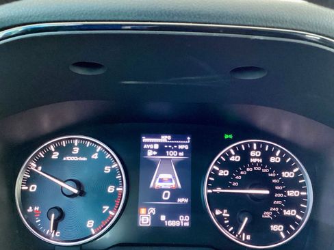 Used 2025 Subaru Legacy Premium image 6