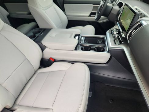 New 2026 Ford Expedition Max Platinum AWD/4WD image 13