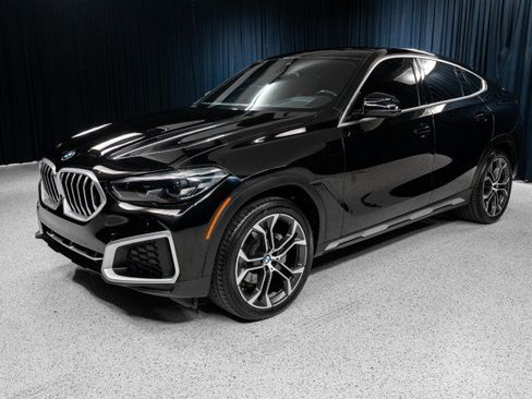 Used 2022 BMW X6 xDrive40i w/ Parking Assistance Package AWD/4WD image 1