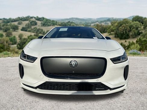 Used 2024 Jaguar I-PACE R-Dynamic HSE AWD/4WD image 2