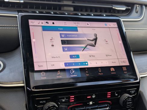 Used 2021 Jeep Grand Cherokee L Limited image 23