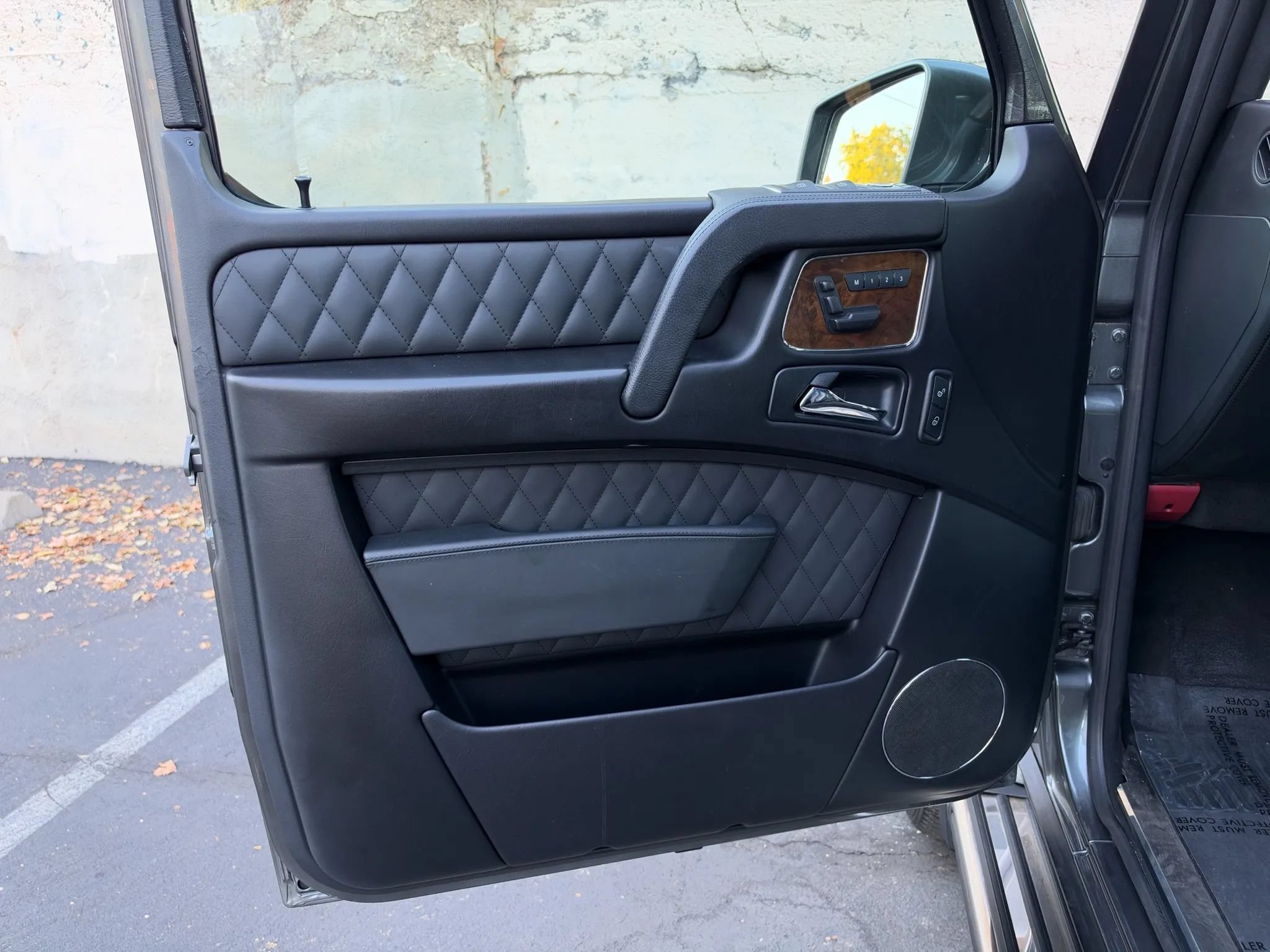 Used 2015 Mercedes-Benz G 63 AMG 4MATIC image 16