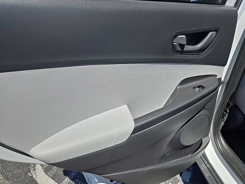 Certified 2023 Hyundai Kona SEL AWD/4WD image 34