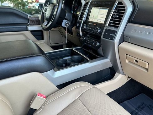 Certified 2017 Ford F350 Lariat w/ Tow Technology Bundle AWD/4WD image 14