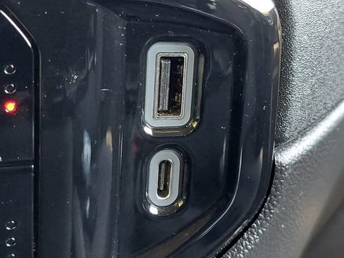 Used 2023 Chevrolet Silverado 1500 RST AWD/4WD image 40