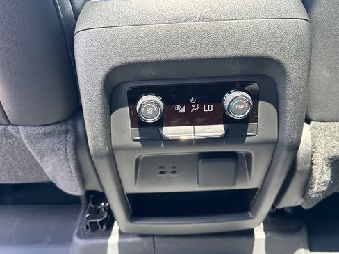Used 2026 Chevrolet Traverse Z71 w/ Enhanced Driving Package AWD/4WD image 26