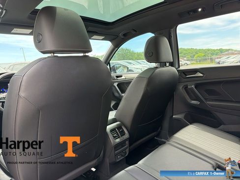 Certified 2023 Volkswagen Tiguan SE R-Line FWD image 11