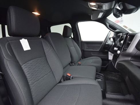 New 2026 RAM 3500 Tradesman AWD/4WD image 17