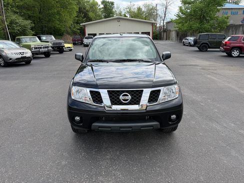 Used 2014 Nissan Frontier SV w/ SV Value Truck Package image 8
