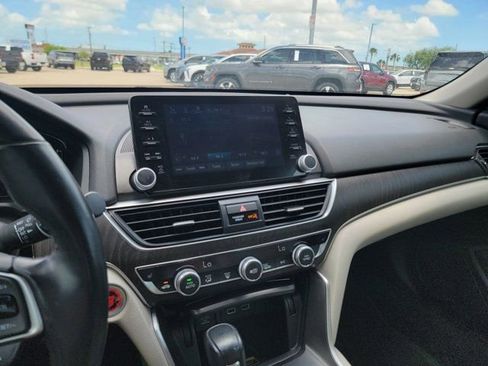 Used 2022 Honda Accord EX-L image 24