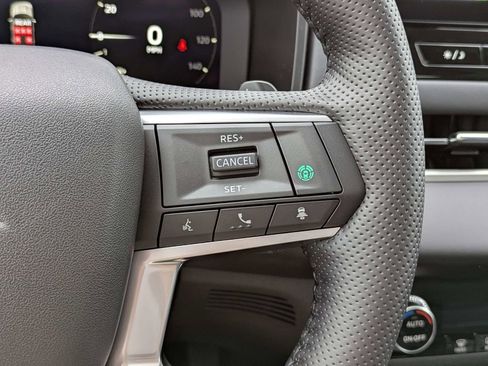 New 2026 Mitsubishi Outlander SE image 28