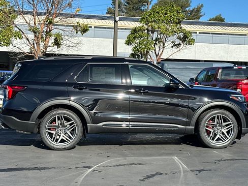 New 2026 Ford Explorer ST w/ Sun And Sound Package image 10