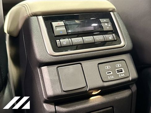 New 2026 Subaru Ascent Limited AWD/4WD image 27