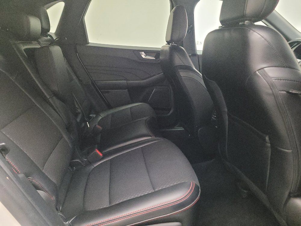 Used 2023 Ford Escape ST-Line w/ Equipment Group 301A FWD image 19