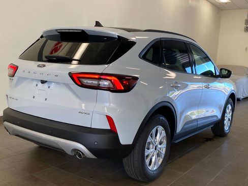 New 2025 Ford Escape Active w/ Tech Pack #1 image 9