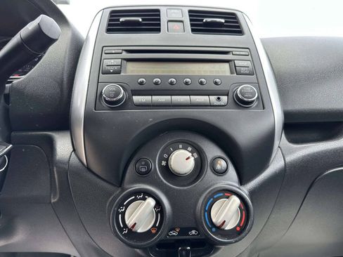 Used 2014 Nissan Versa Note SV FWD image 31