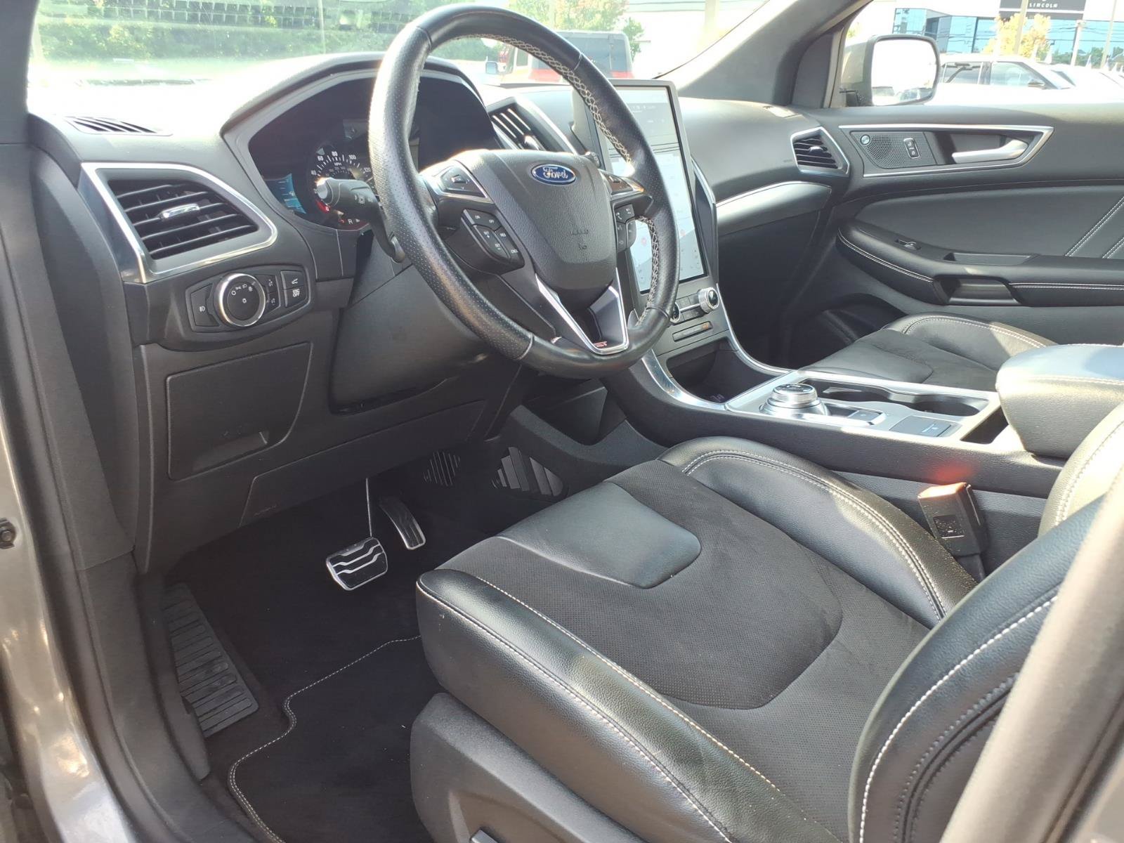 Certified 2023 Ford Edge ST AWD/4WD image 13