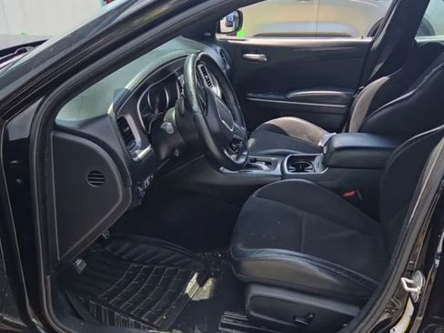 Used 2019 Dodge Charger Scat Pack w/ Plus Group RWD image 11