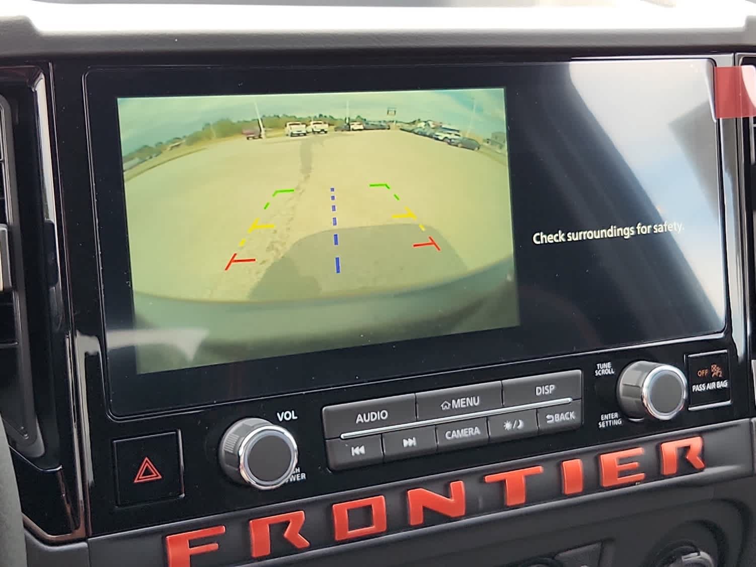 Used 2025 Nissan Frontier PRO-4X AWD/4WD image 14