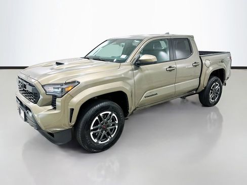 Used 2026 Toyota Tacoma TRD Sport AWD/4WD image 3