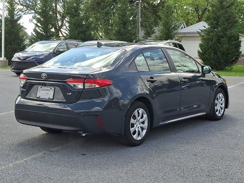 Used 2024 Toyota Corolla LE FWD image 4
