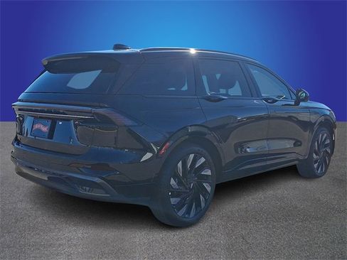 New 2026 Lincoln Nautilus Reserve w/ Jet Appearance Package image 3