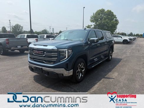 Used 2024 GMC Sierra 1500 SLT w/ SLT Premium Package AWD/4WD image 1