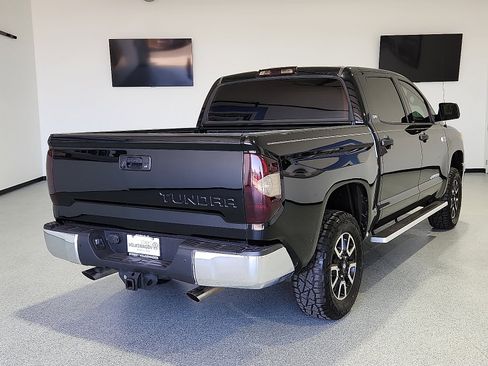 Used 2019 Toyota Tundra SR5 w/ SR5 Upgrade Package AWD/4WD image 3