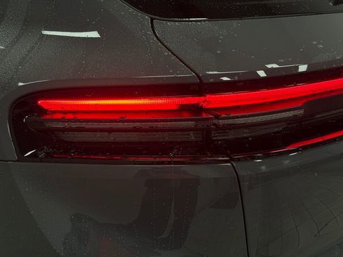 New 2025 Porsche Macan 4S Electric image 12