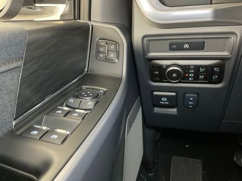 New 2025 Ford F150 Lariat w/ Equipment Group 501A Mid image 20