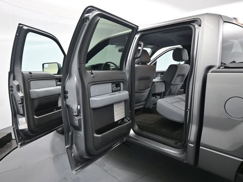 Used 2013 Ford F150 XLT w/ Mid Equipment Group image 15