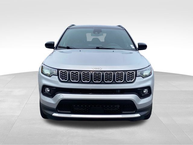 Used 2024 Jeep Compass Limited AWD/4WD image 2