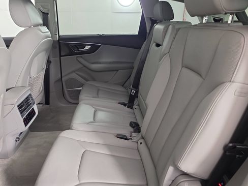 Certified 2023 Audi Q7 2.0T Premium Plus w/ Premium Plus Package AWD/4WD image 38