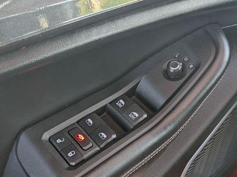 Used 2022 Jeep Grand Cherokee L Laredo w/ Luxury Tech Group I AWD/4WD image 14
