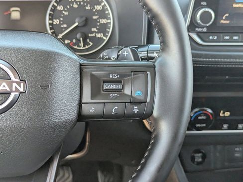 Certified 2026 Nissan Rogue SV FWD image 24