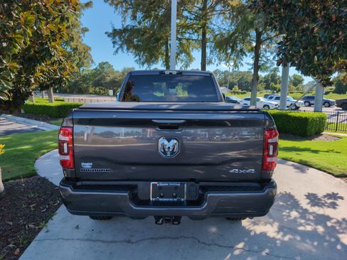 Used 2021 RAM 2500 Big Horn w/ Safety Group AWD/4WD image 9