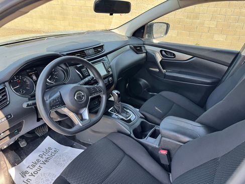 Used 2019 Nissan Rogue Sport S FWD image 12