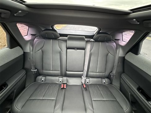 New 2026 Cadillac Optiq Luxury 2 image 23