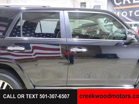 Used 2017 Toyota 4Runner Limited AWD/4WD image 25