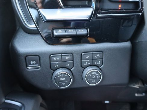 New 2026 Chevrolet Silverado 2500 LTZ w/ LTZ Plus Package image 14