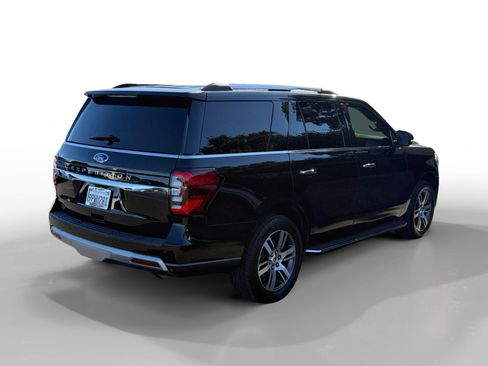 Certified 2022 Ford Expedition Limited AWD/4WD image 5