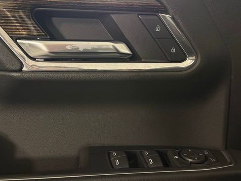 Used 2024 GMC Sierra 1500 Elevation image 14