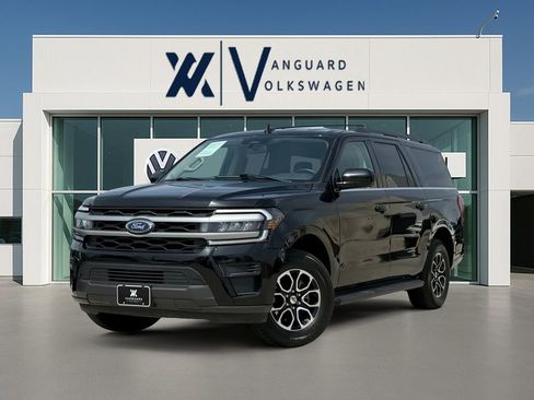 Used 2024 Ford Expedition Max XLT image 1